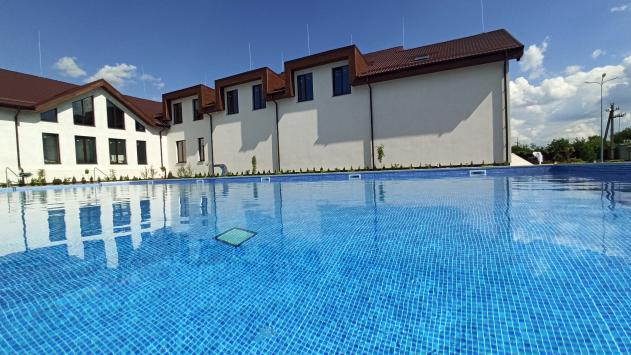 Басейн 2 ракурс